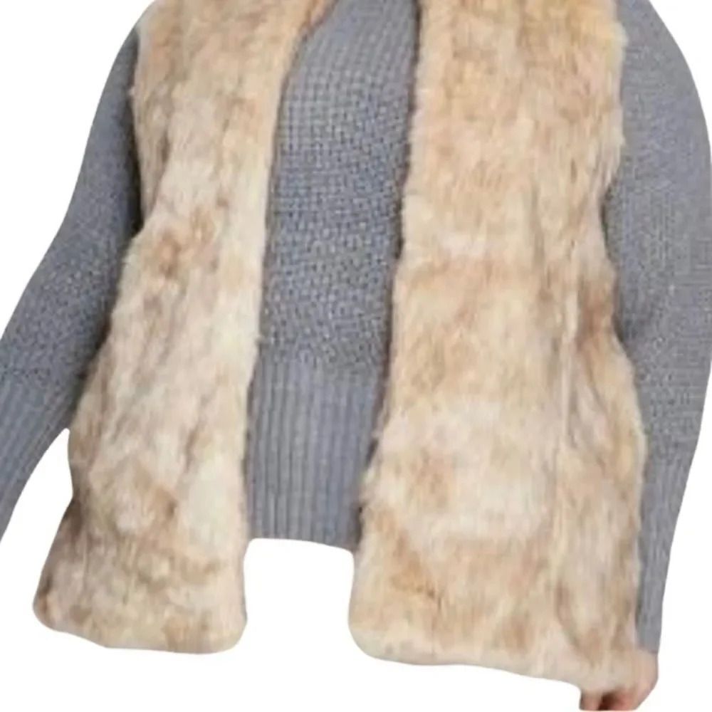 Universal Threads Faux Fur Vest